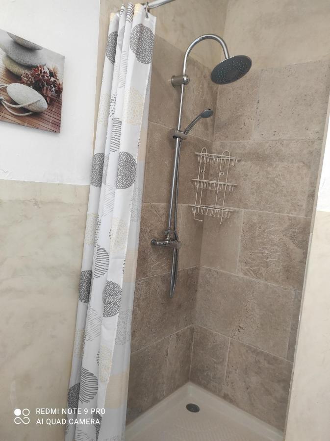 Entre Ble Et Lavande Daire Bonnieux Dış mekan fotoğraf